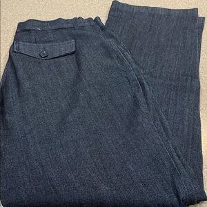 Lee Comfort Waist Dress Jeans With Wider Legs Size 8 stretch